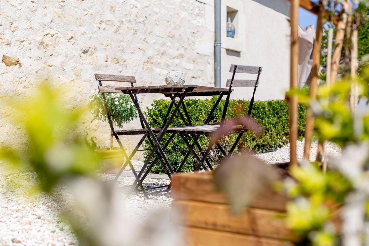 Les Terrasses Suite Et Loft De Campagne Avon-les-Roches Kültér fotó