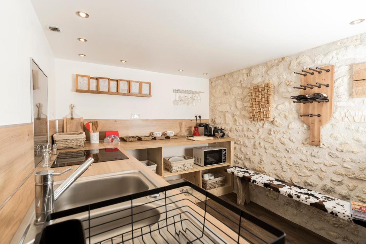 Les Terrasses Suite Et Loft De Campagne Avon-les-Roches Kültér fotó