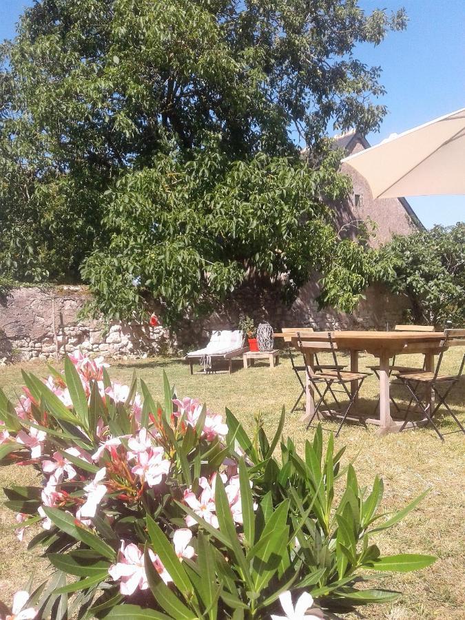 Les Terrasses Suite Et Loft De Campagne Avon-les-Roches Kültér fotó